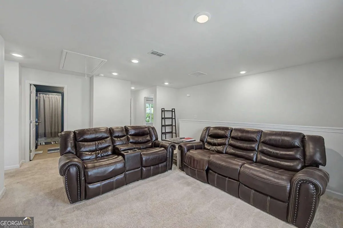 215 Summit Pointe Dr — photo 29 of 53