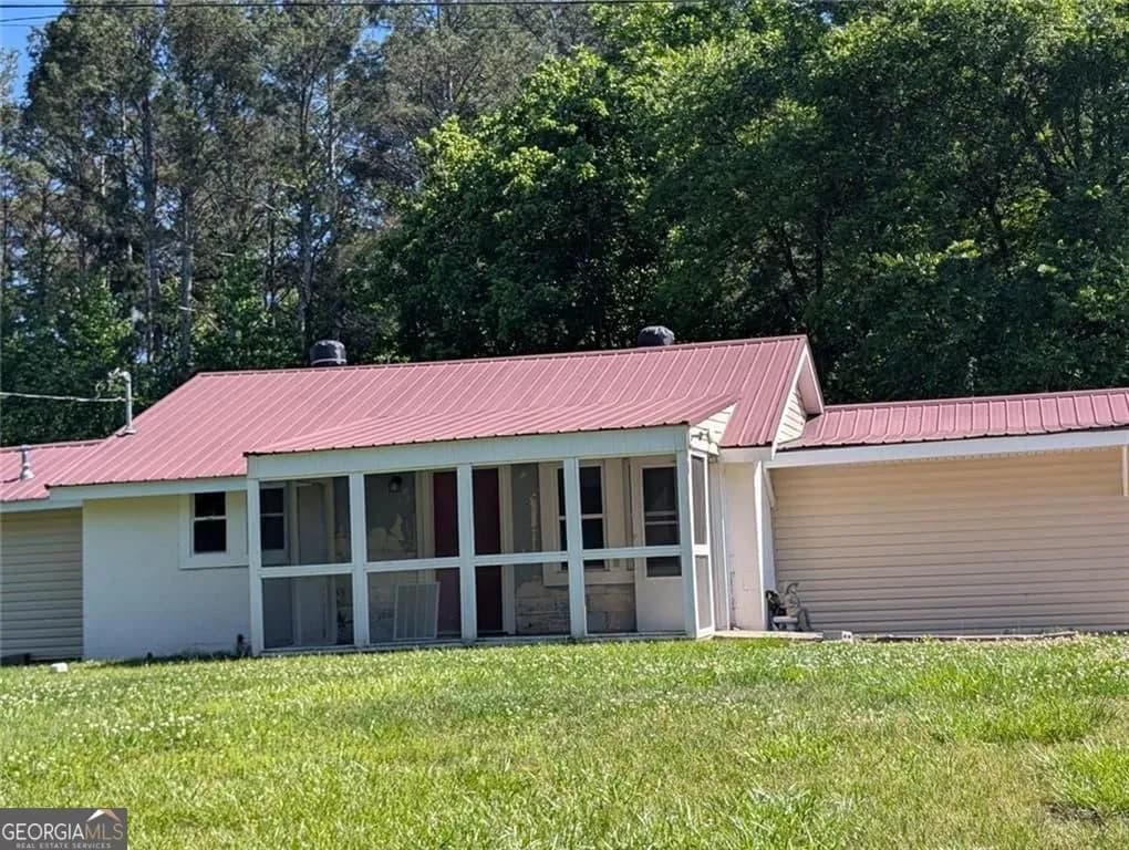 201 Club Rd, Buchanan