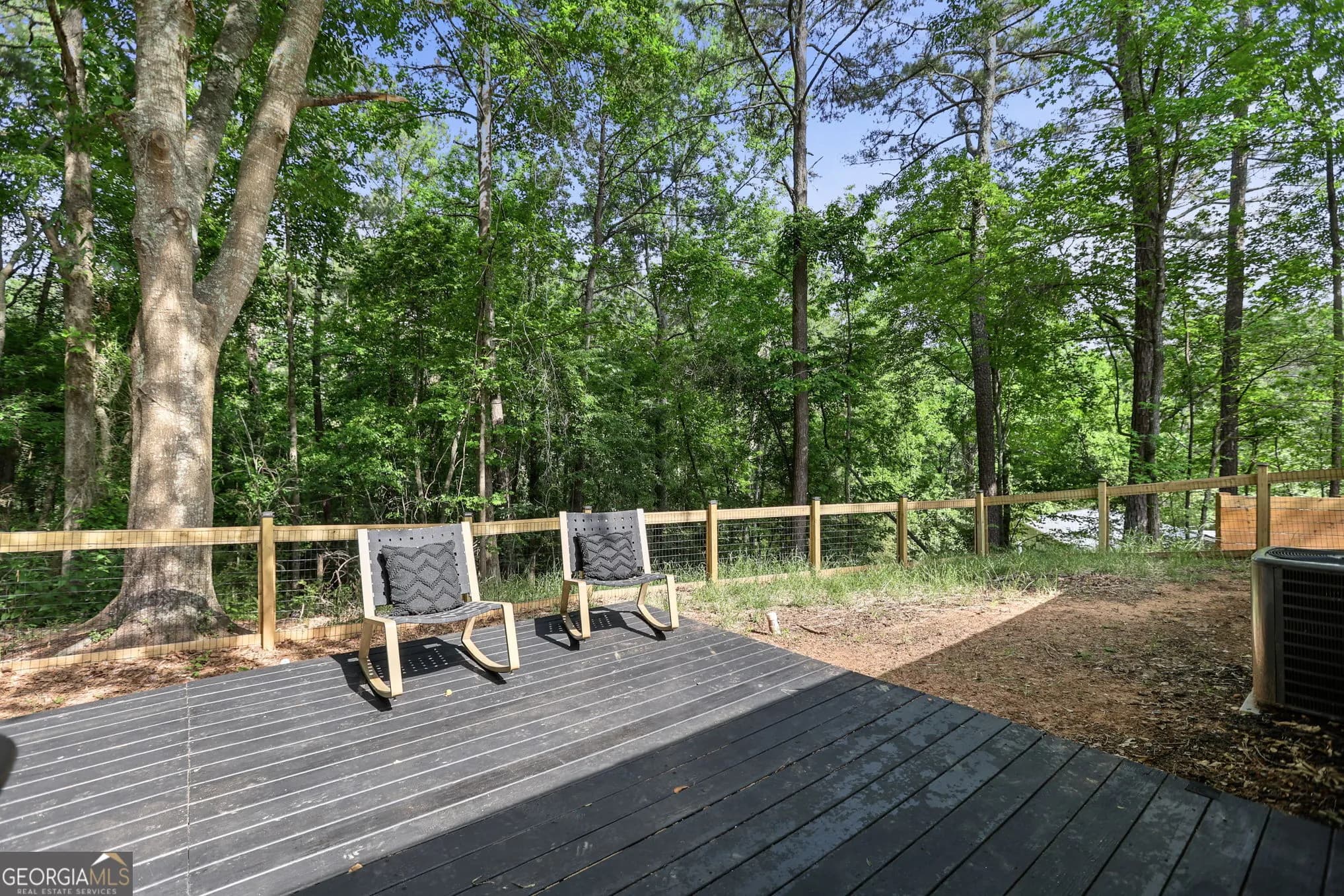 2165 S River Rd — photo 6 of 15