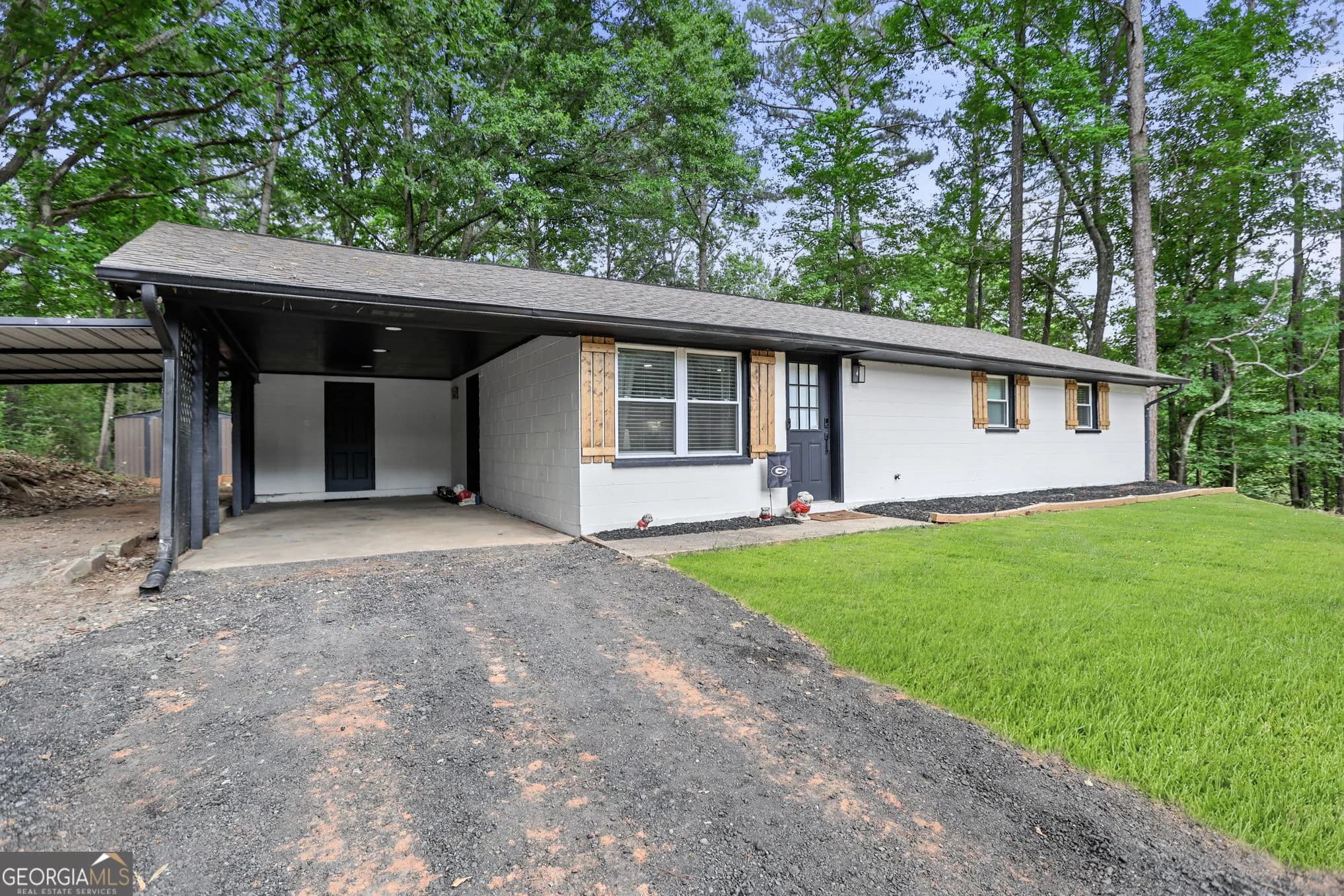 2165 S River Rd — photo 7 of 15