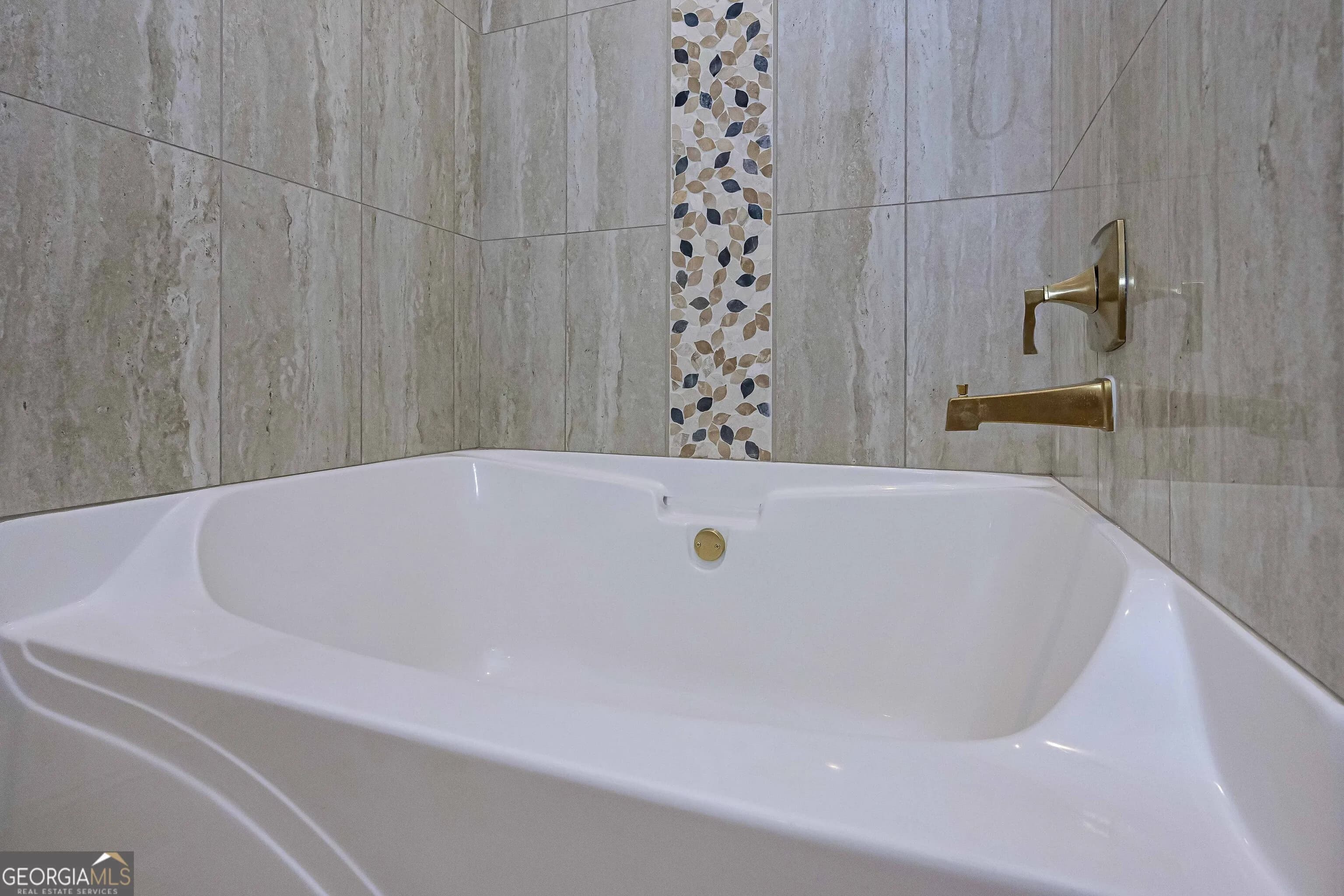 153 Riversong Rd — photo 37 of 60