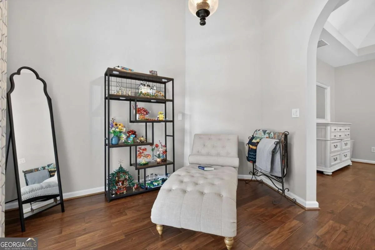 167 Wesley Dr — photo 17 of 47