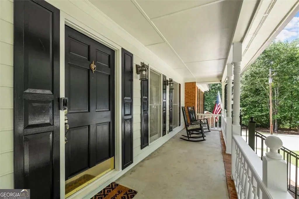 5243 Punkintown Rd — photo 3 of 63