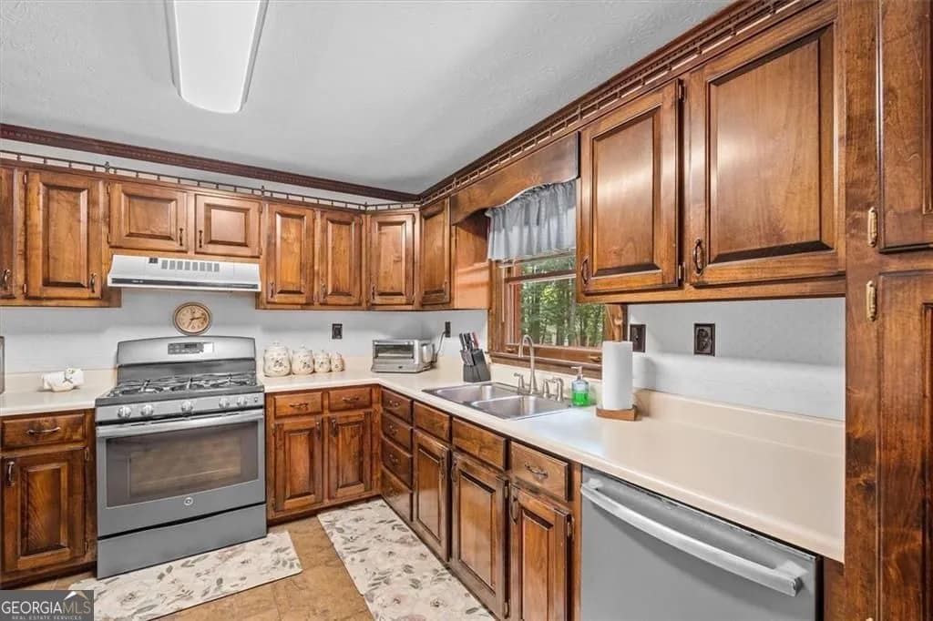 5243 Punkintown Rd — photo 15 of 63