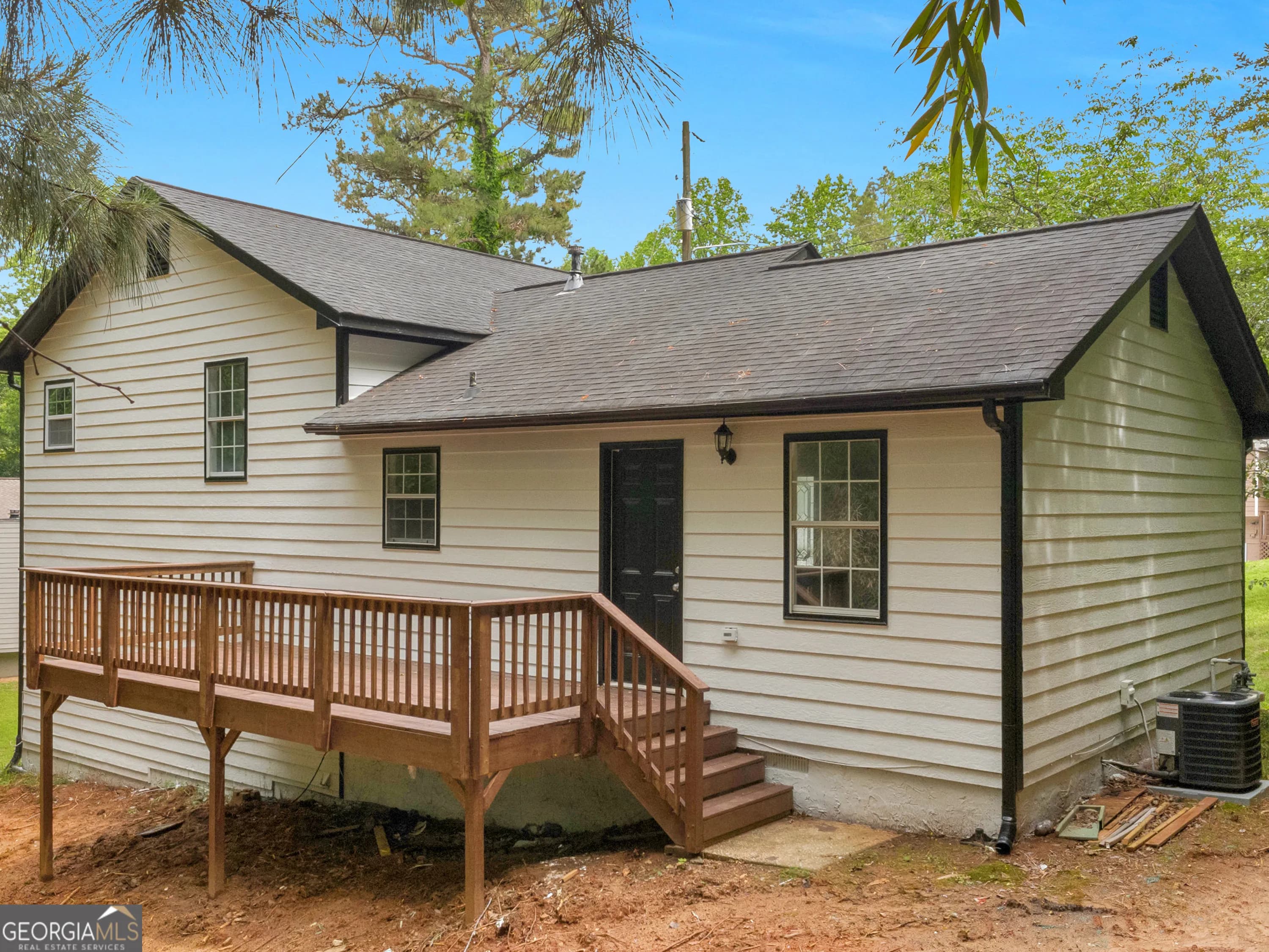 225 Hampton Dr — photo 39 of 46