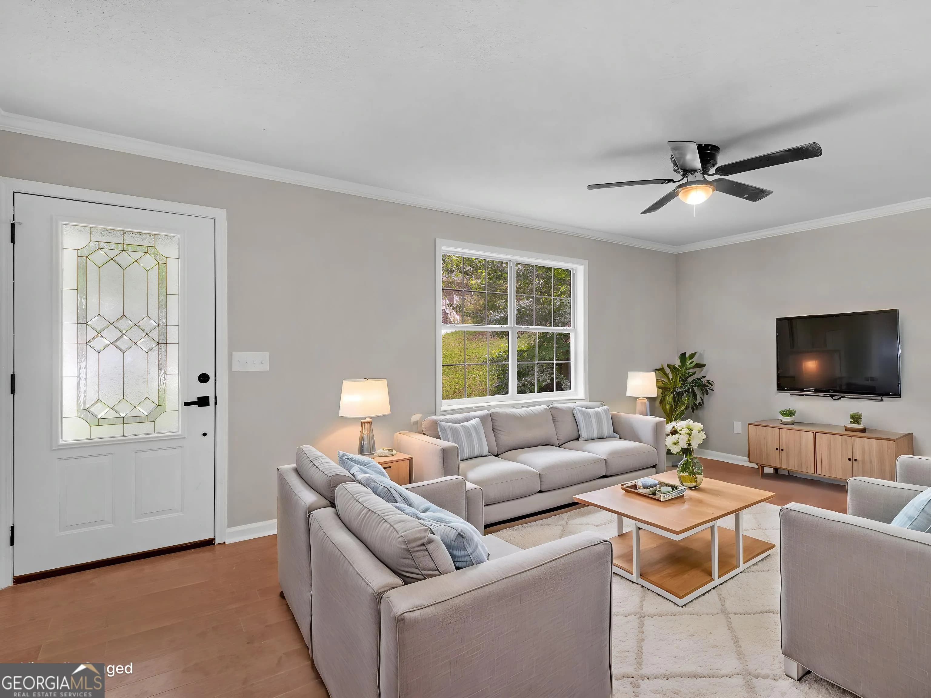 225 Hampton Dr — photo 44 of 46