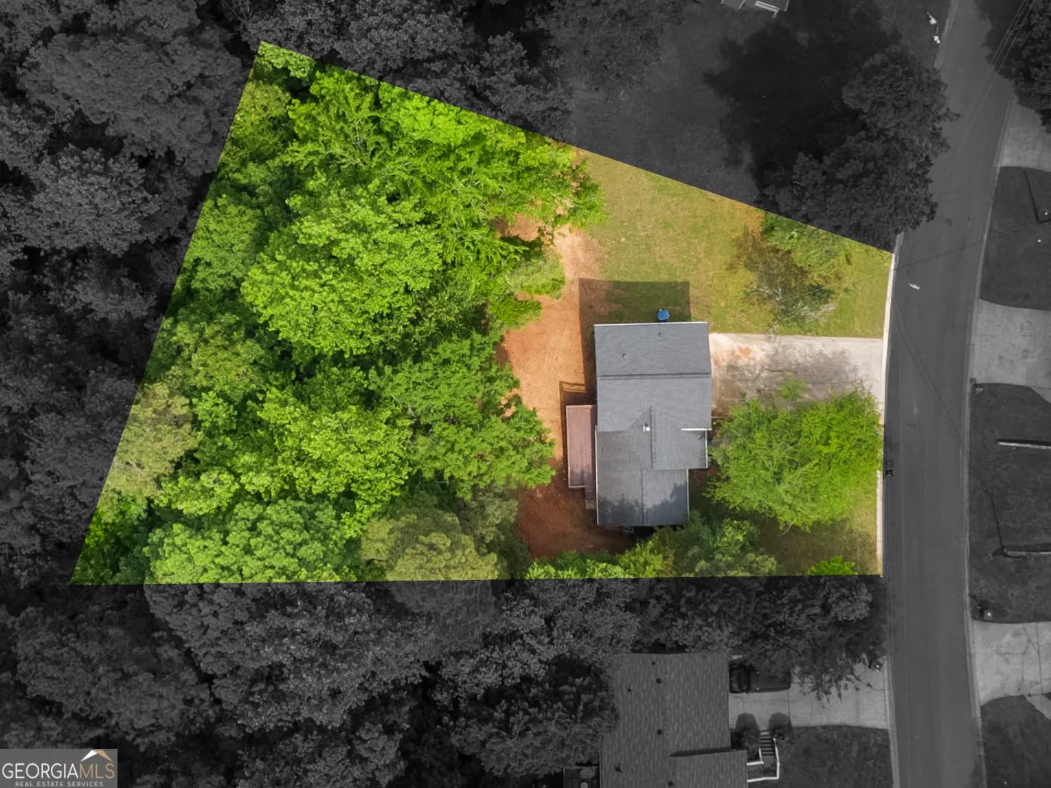 225 Hampton Dr — photo 40 of 46