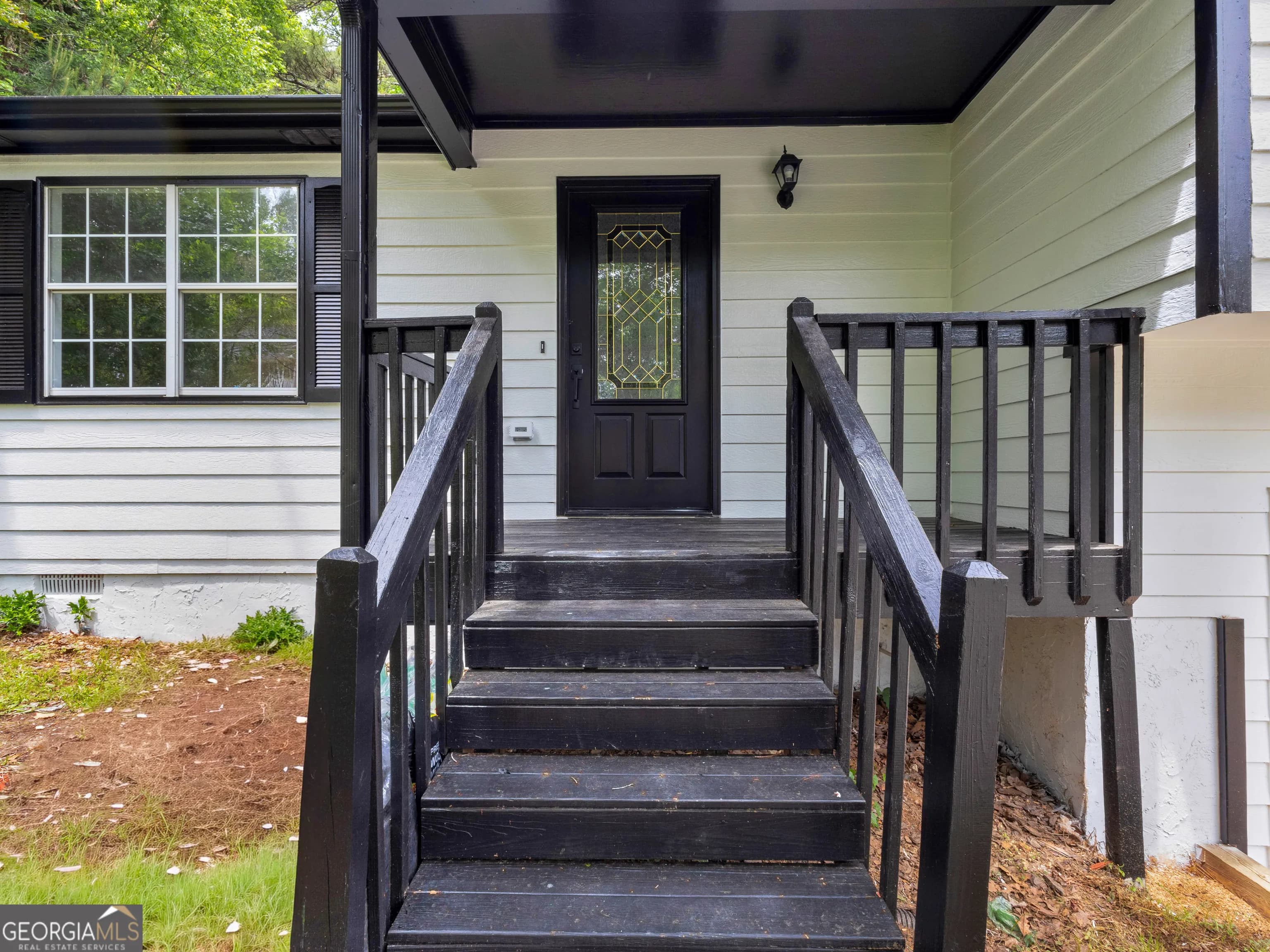 225 Hampton Dr — photo 24 of 46