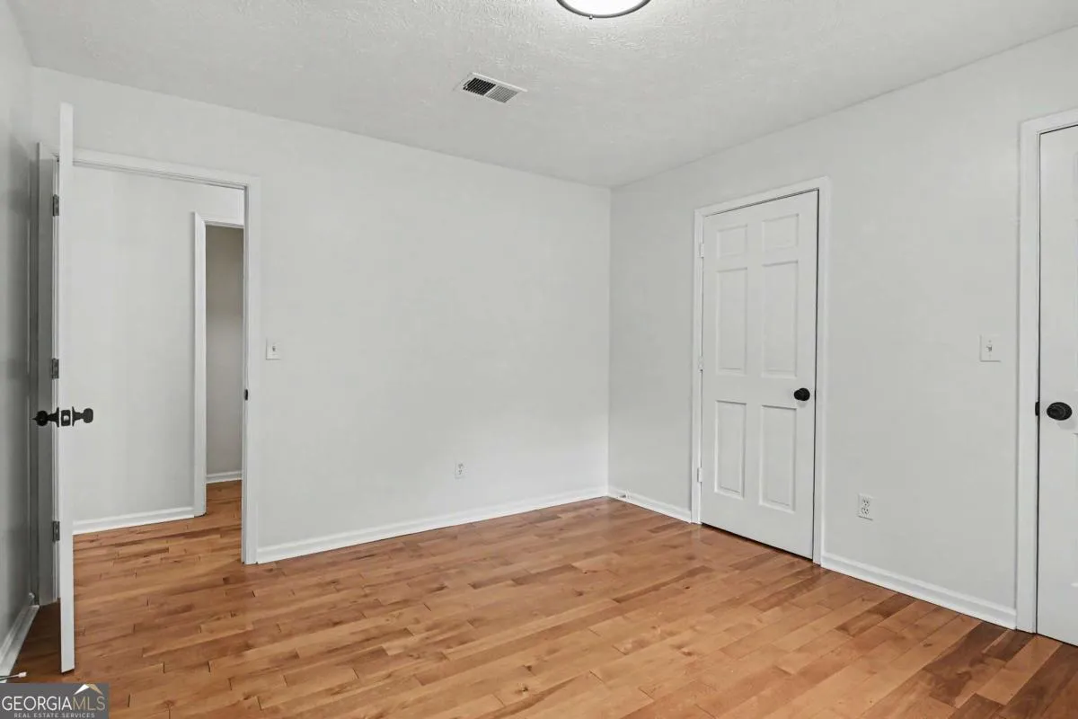 9011 Par Dr — photo 19 of 29