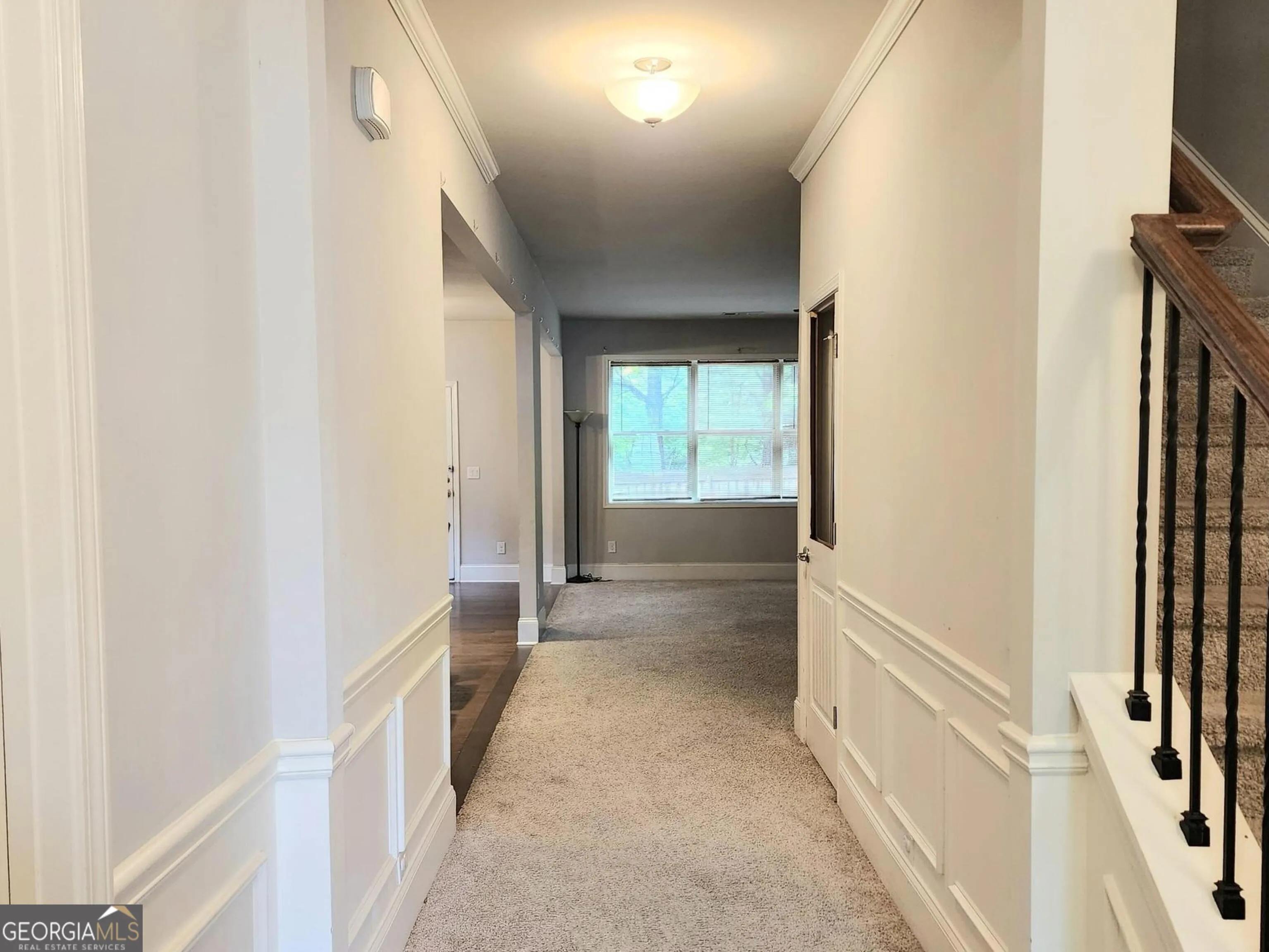 1001 Creekhead Dr — photo 2 of 13