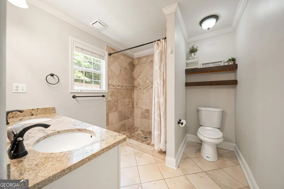 921 Pace Rd — photo 11 of 40