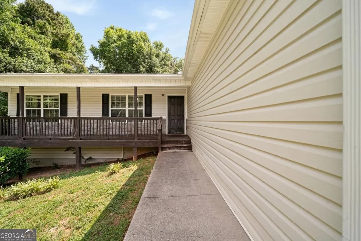 921 Pace Rd — photo 13 of 40