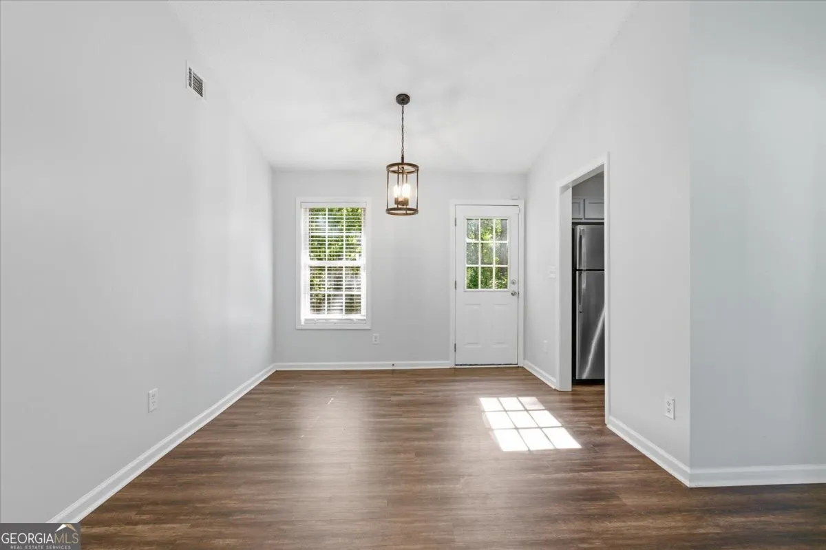 260 Wallace Way — photo 6 of 28