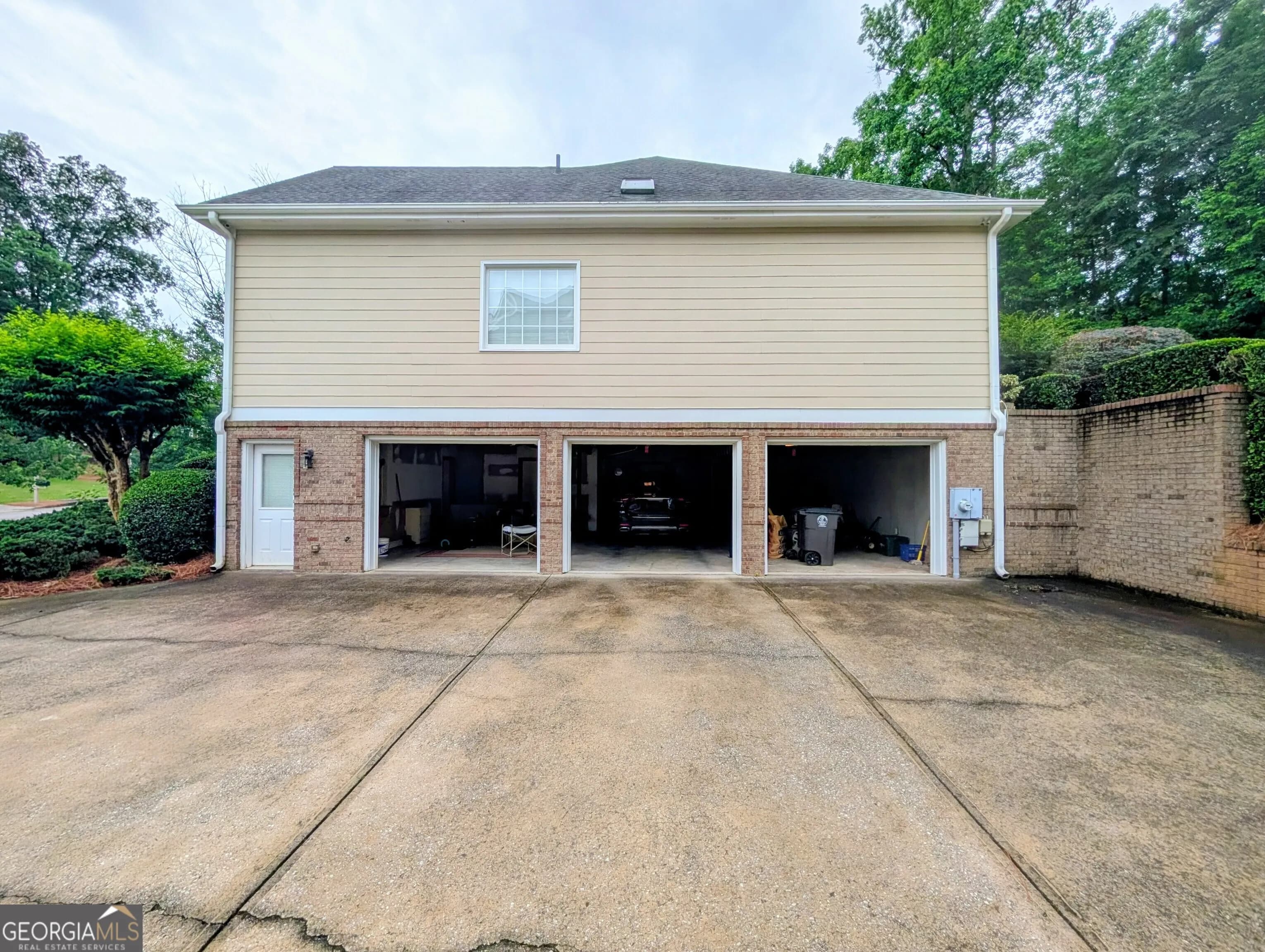 3483 Pinemont Dr — photo 23 of 47