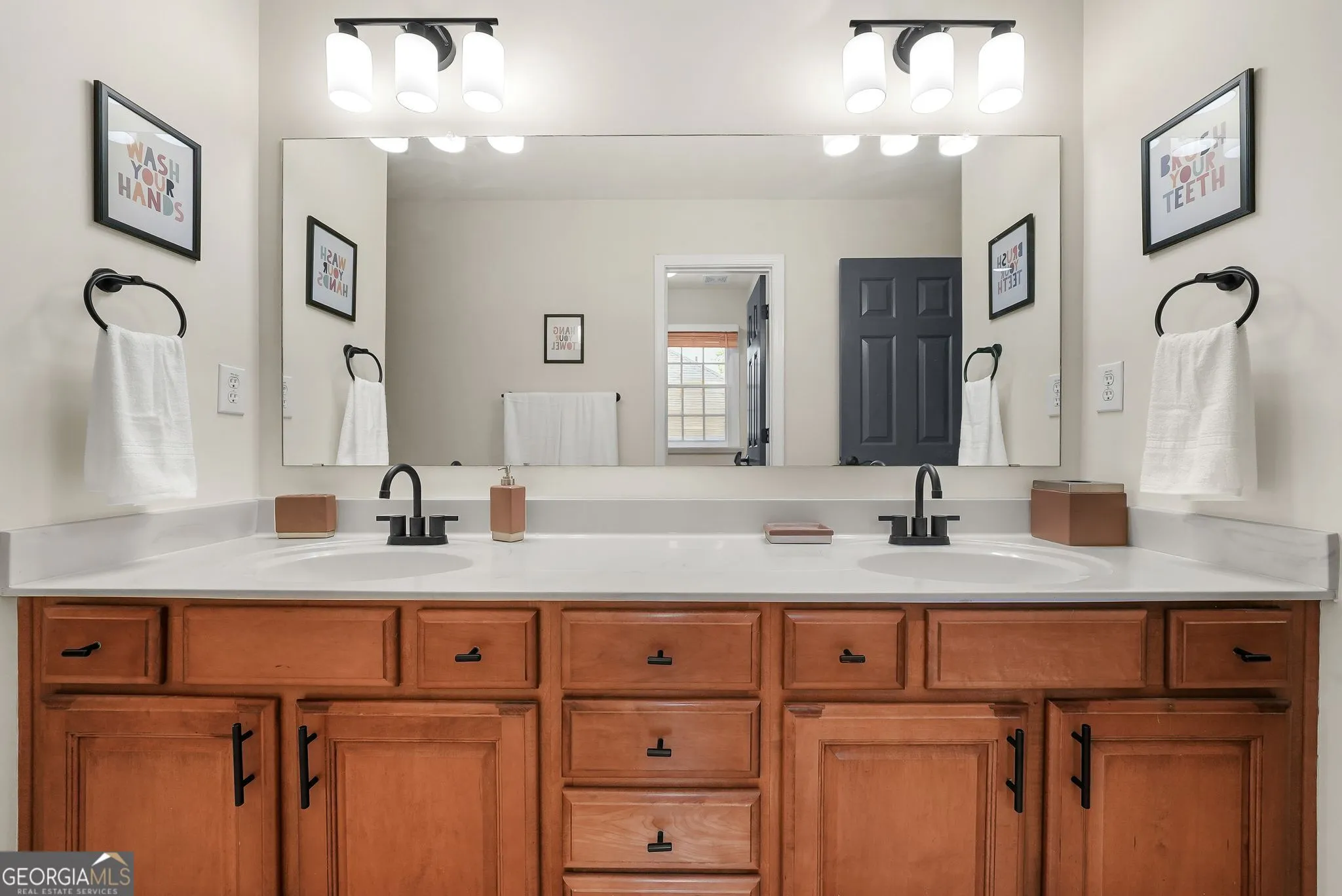 4008 Miners Ln — photo 19 of 45