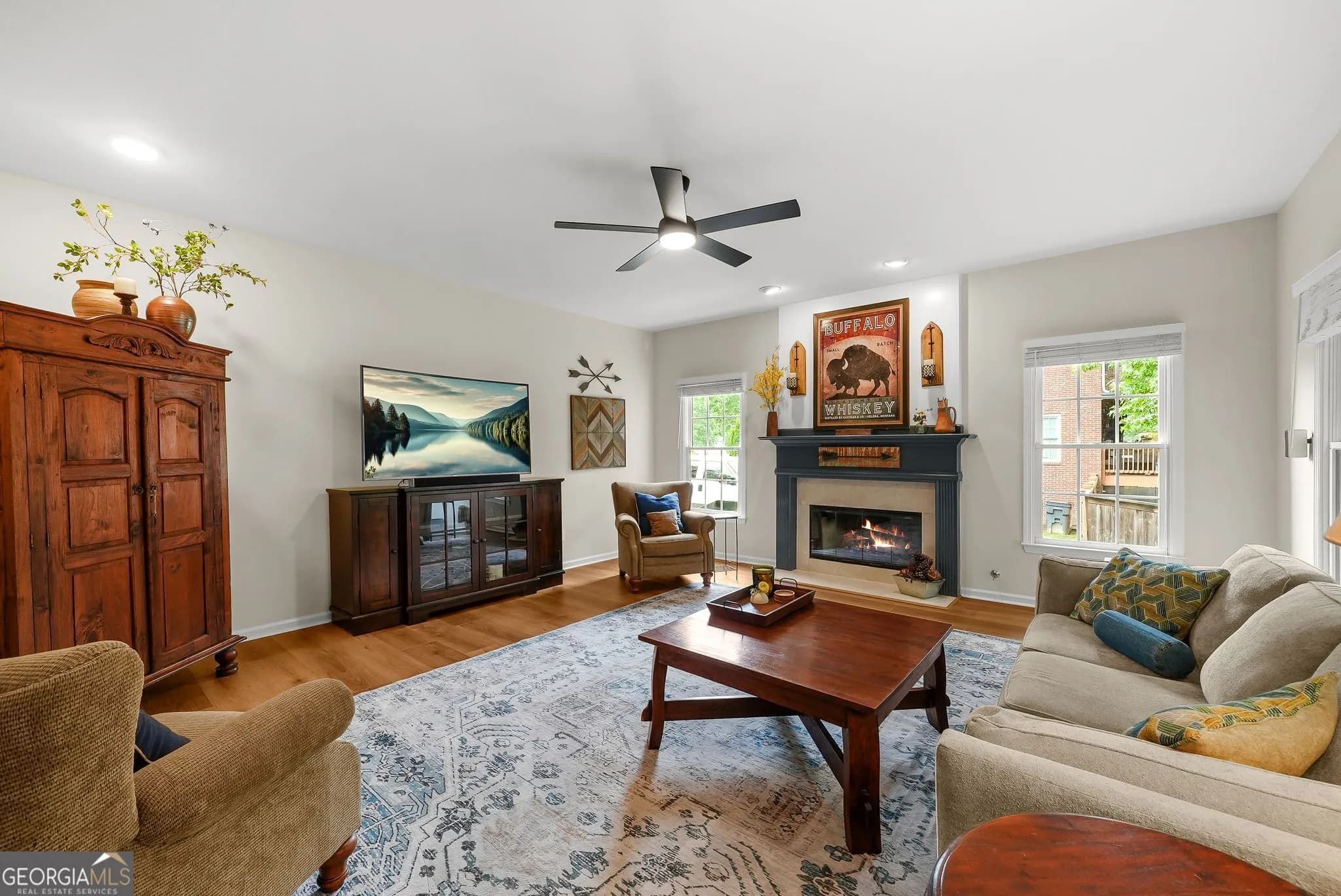 4008 Miners Ln — photo 5 of 45