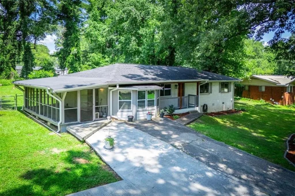 2057 Terry Lane, Douglasville