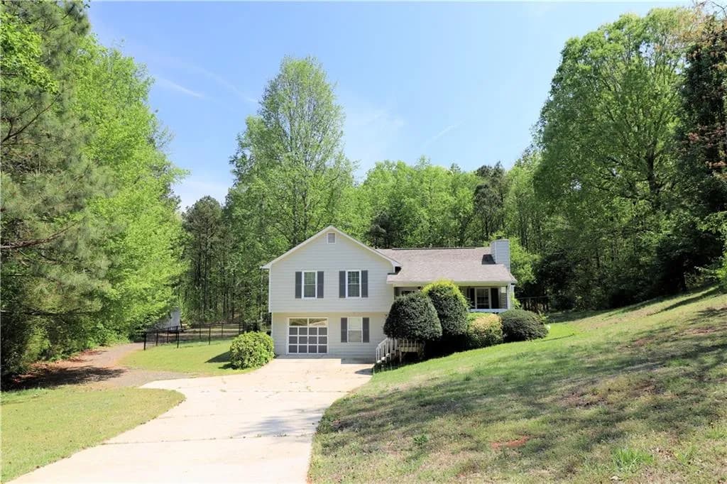 192 Deerfield Drive, Hiram