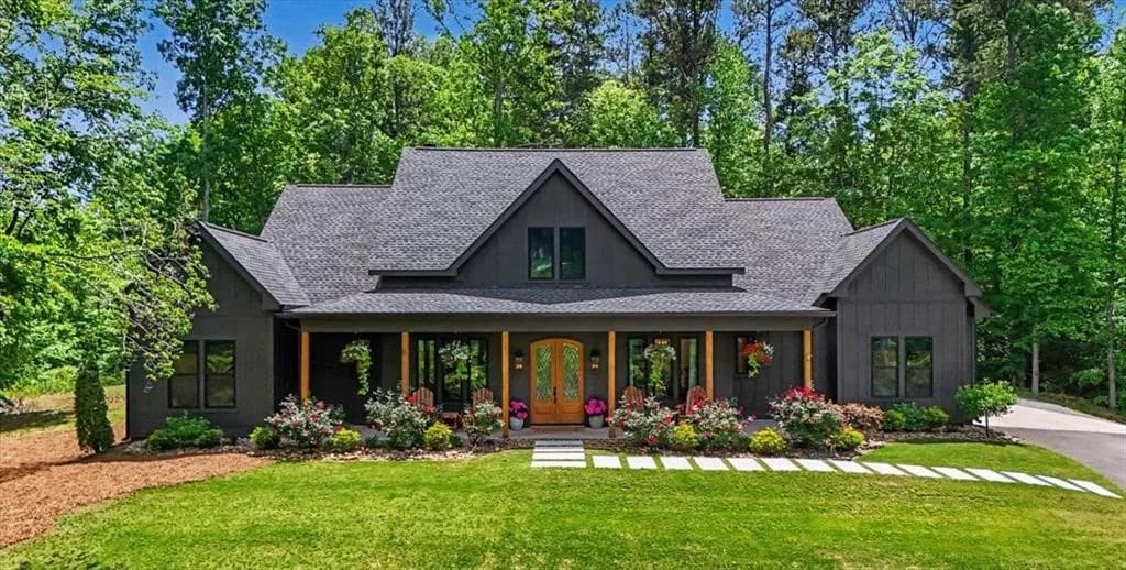 1820 Austin Bridge Road, Douglasville