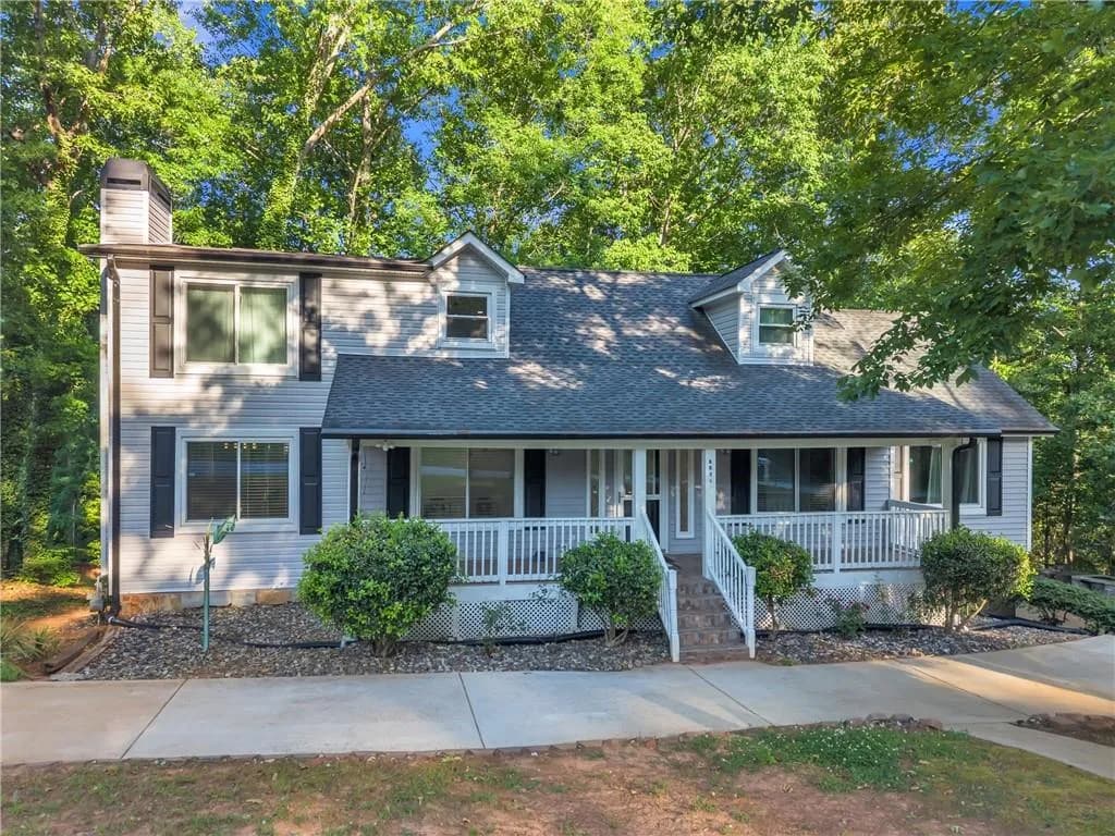 8804 Willow Creek Court, Douglasville