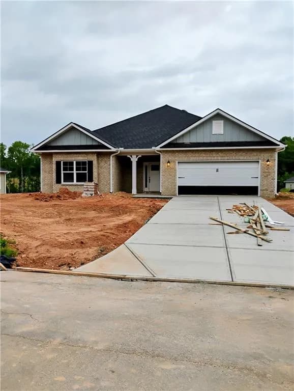 321 Angela Avenue, Bowdon