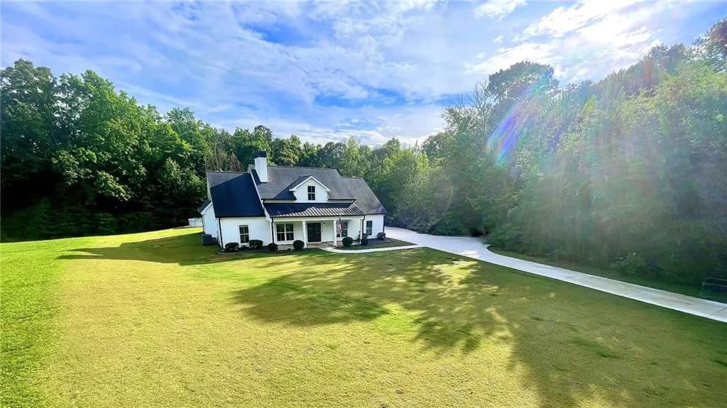 656 Belmont Road, Villa Rica