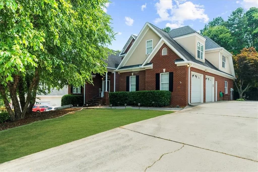 3737 Falls Trail, Winston
