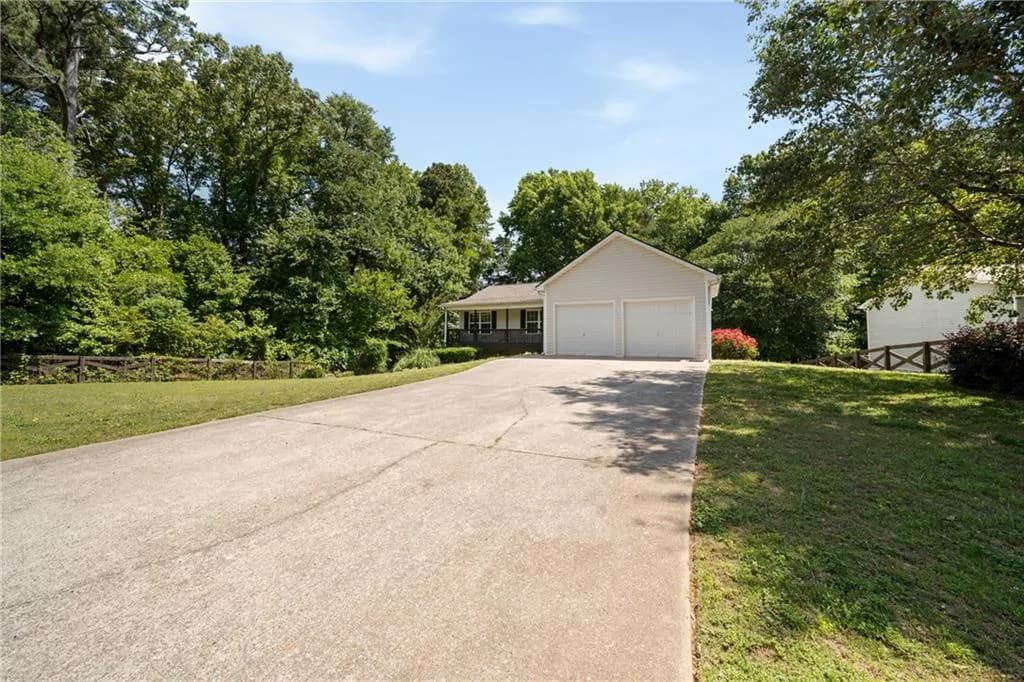 921 Pace Road, Hiram