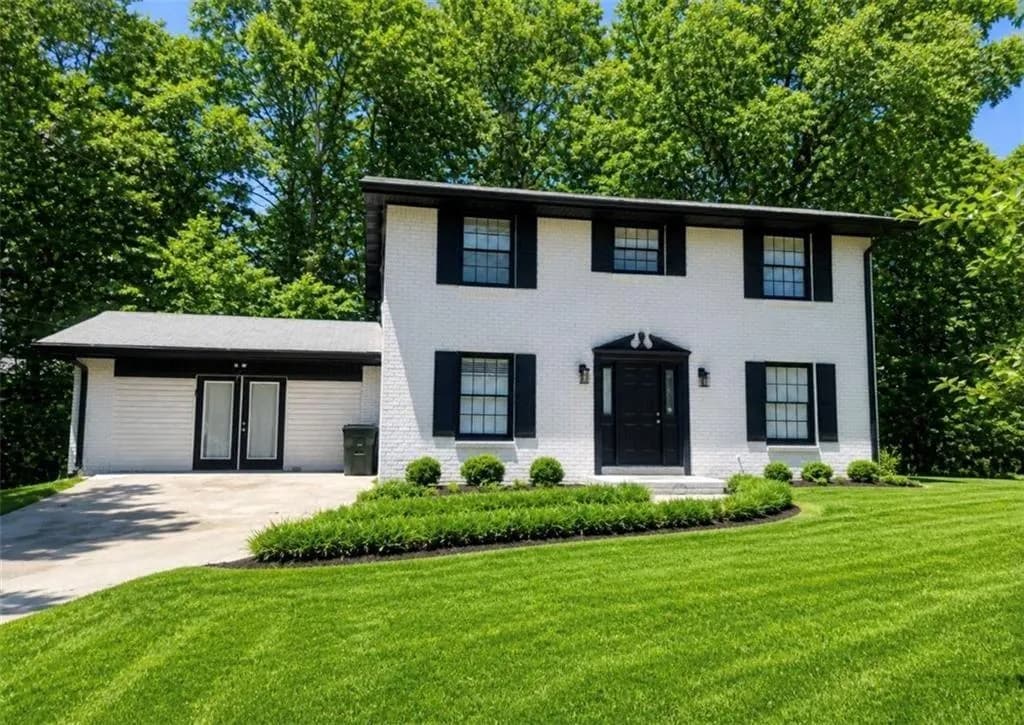 1711 E Kellogg Circle, Douglasville