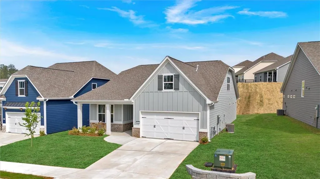 71 Heritage Pointe Drive, Villa Rica