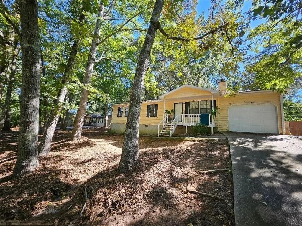 8947 Tweeddale Drive, Winston