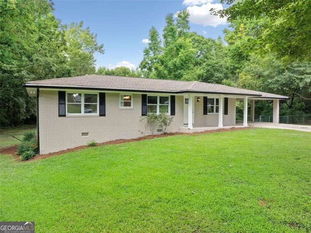 1016 Sapphire Street, Villa Rica