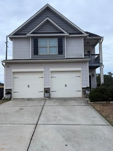 7101 Creeksong Drive, Douglasville