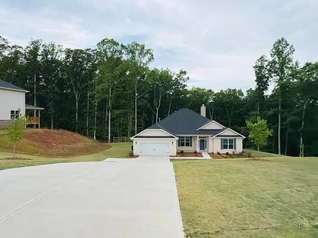 5345 Vinci Place, Douglasville