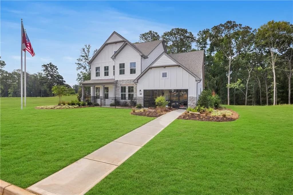 405 Pickens Bluff Lane, Hiram