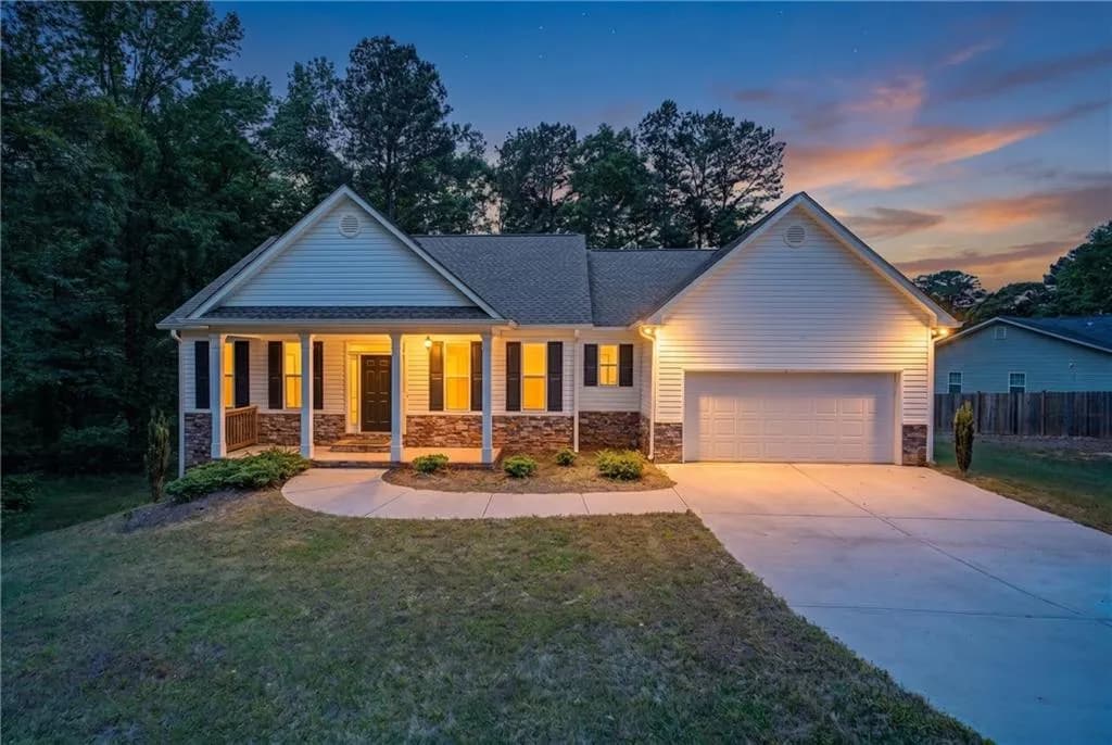 504 Iris Way, Villa Rica