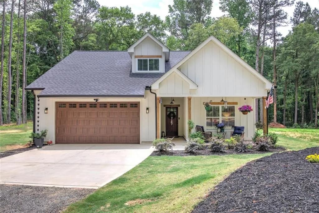 4142 Lovvorn Road, Carrollton