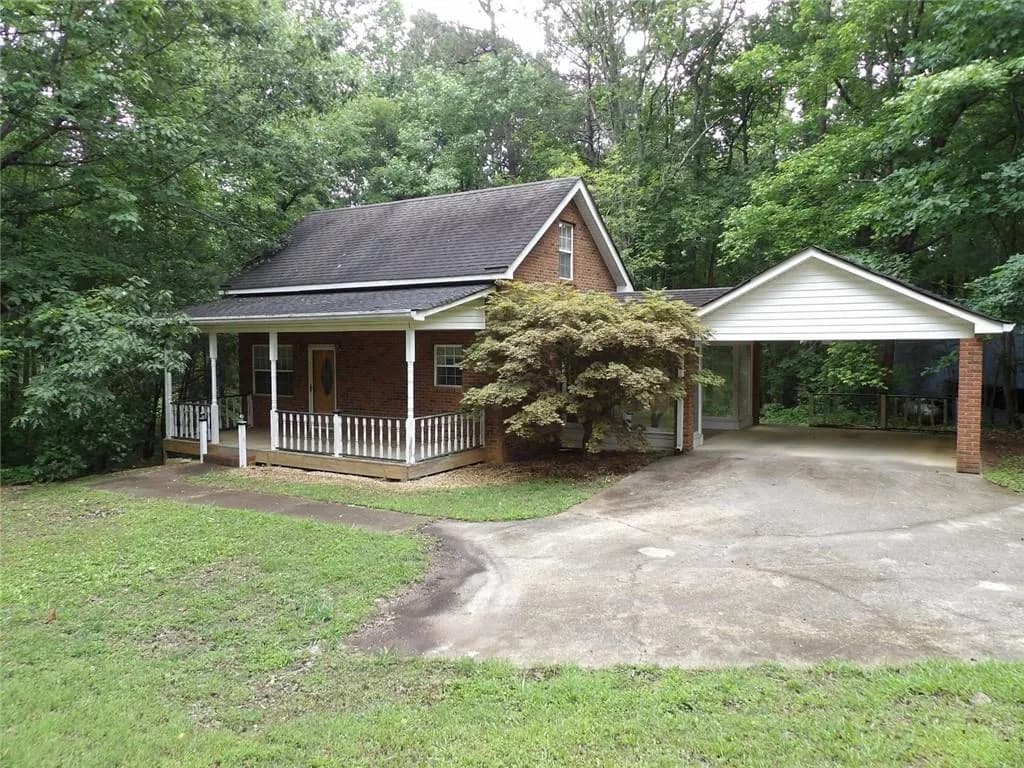676 Graham Road, Dallas