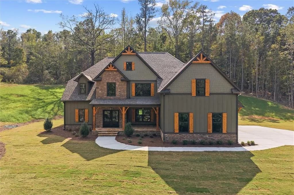 133 West Lake Boulevard, Carrollton