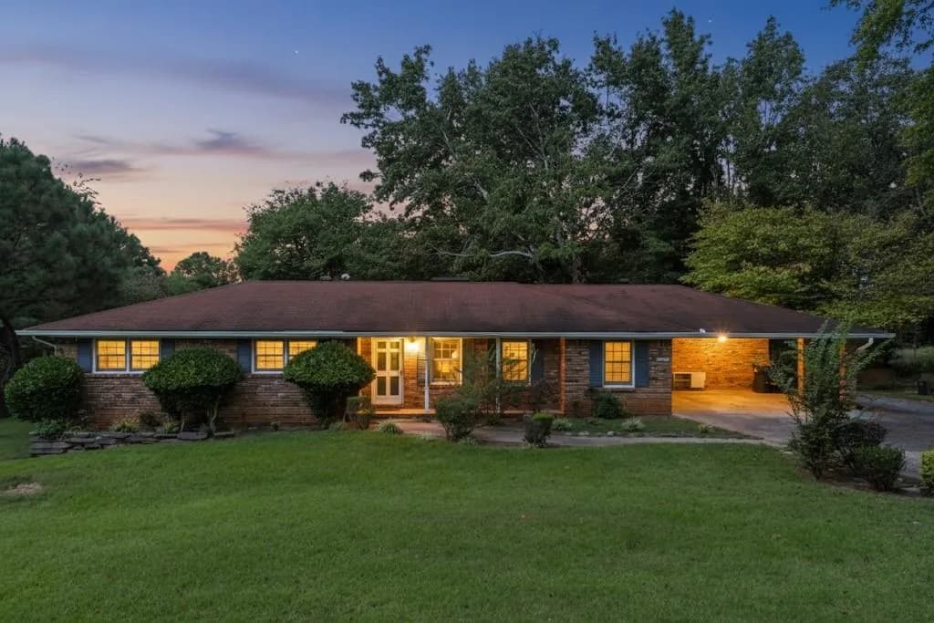 3948 Bright Star Road, Douglasville