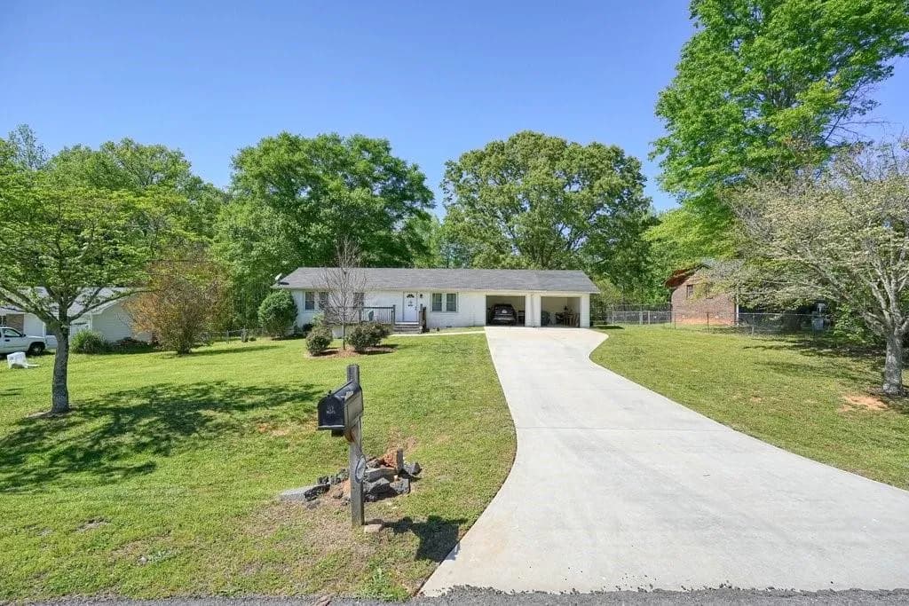 1214 Marshall Fuller Road, Dallas