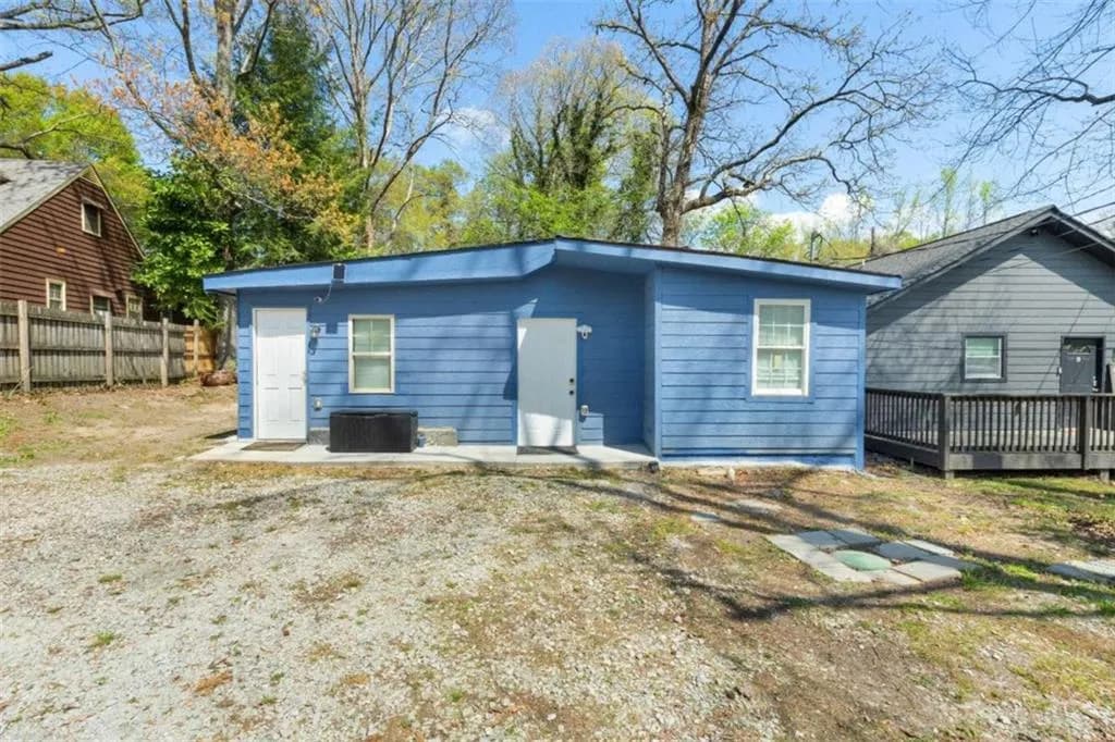 3209 Peachtree Street, Lithia Springs