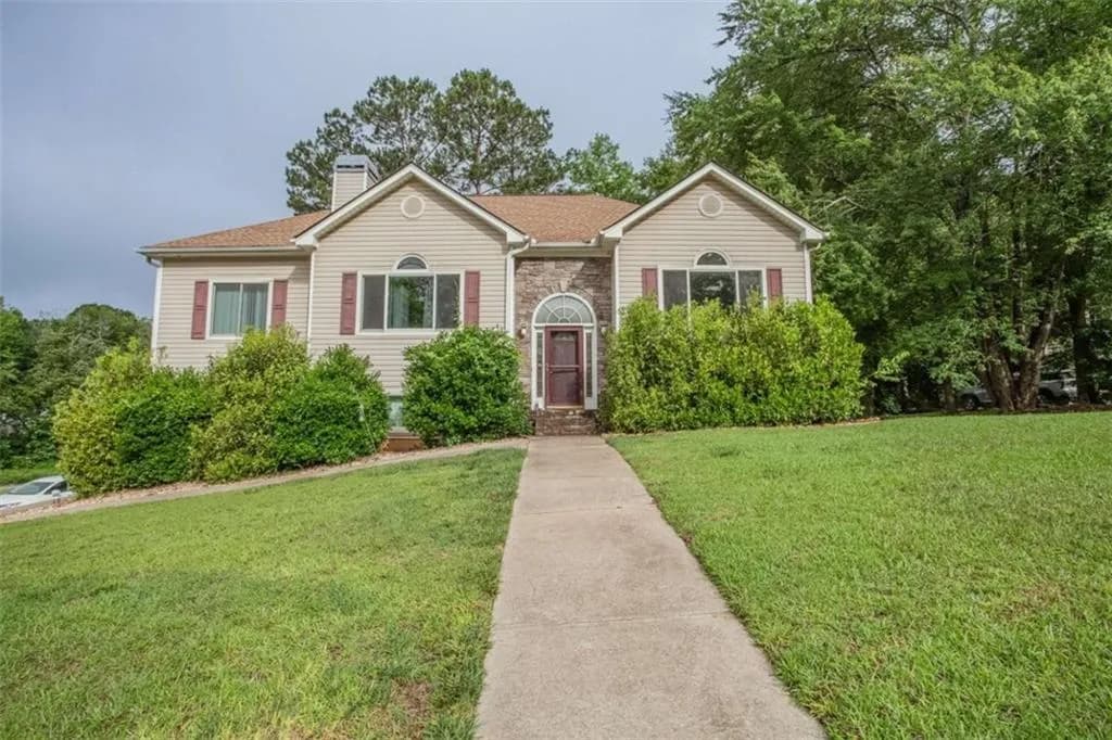 126 W Woodland Manor W, Temple