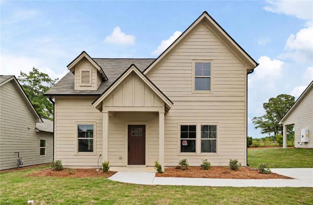 107 Winston Way, Carrollton