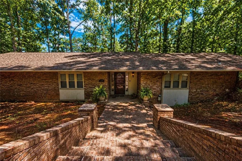 3108 Chapel Hill Road, Douglasville