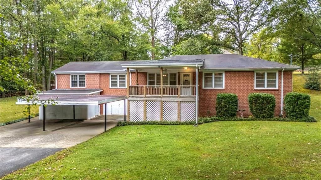 7146 Old Beulah Road, Lithia Springs