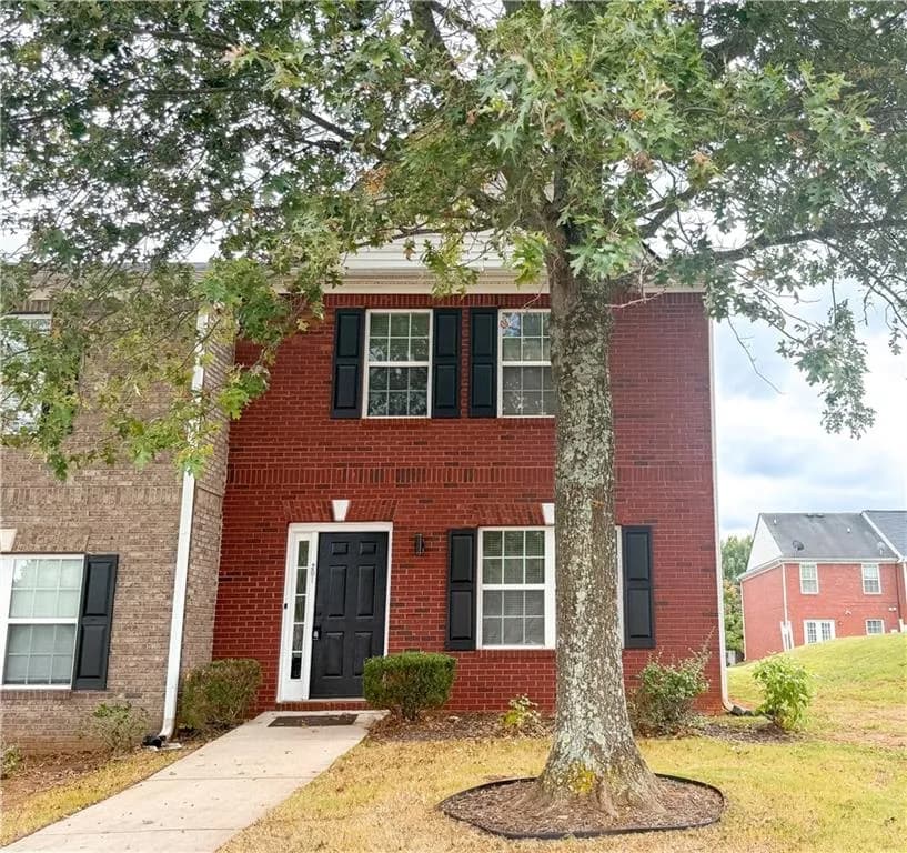 7712 Autry Circle Unit 201, Douglasville