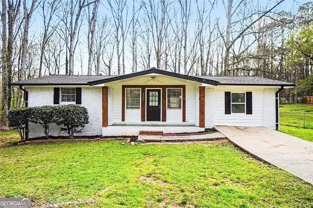 2116 Terry Lane, Douglasville