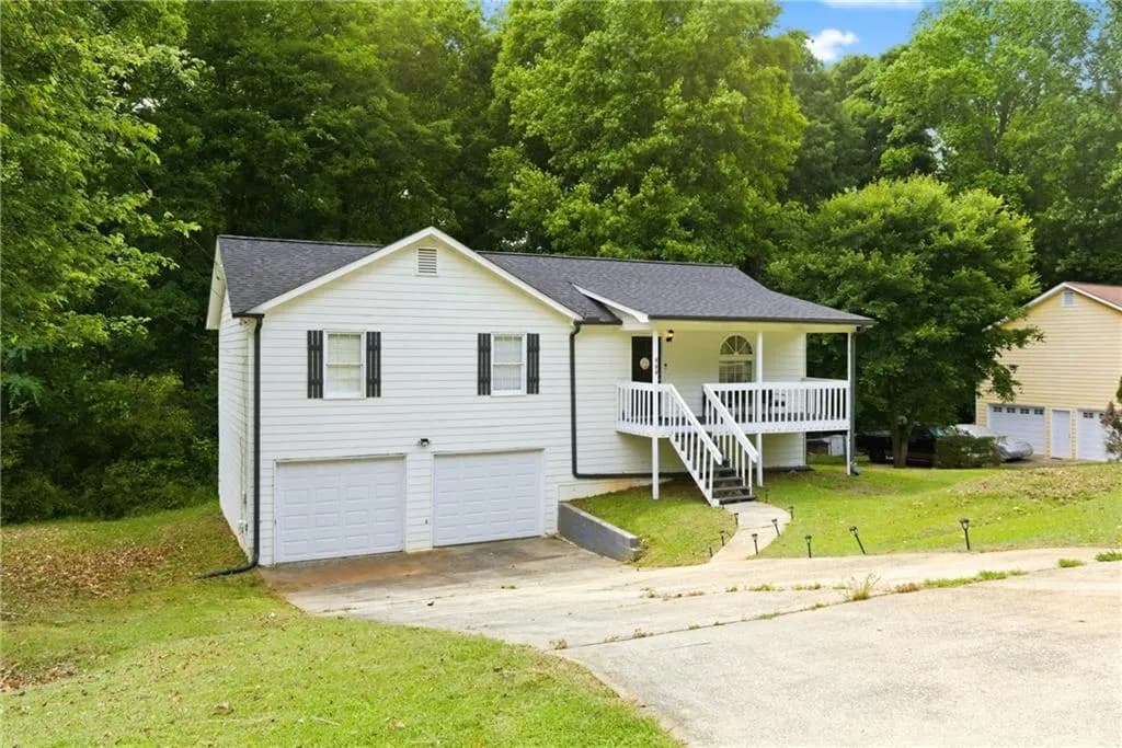 134 Landing Lane, Powder Springs