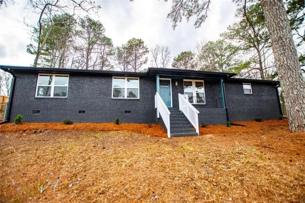 757 N Burnt Hickory Road N, Douglasville